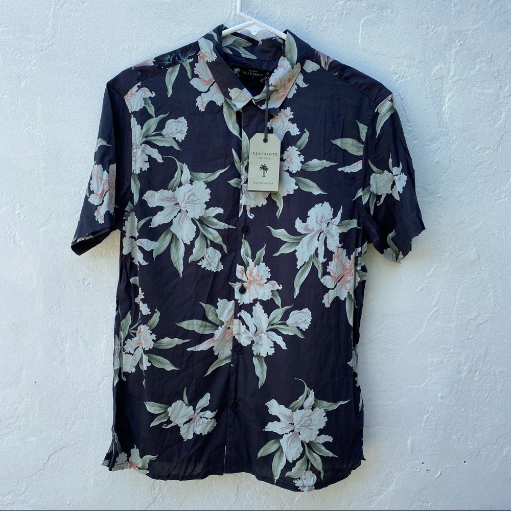 AllSaints Short Sleeve Shirt Size S. Very elegant! Like new